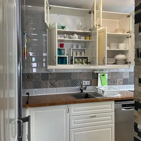 شقة Santa Julia 3 Dormitorios, Nuevo, Moderno *