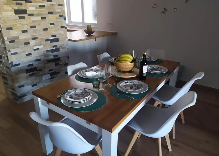 شقة Santa Julia 3 Dormitorios, Nuevo, Moderno *