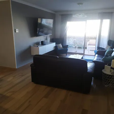Santa Julia 3 Dormitorios, Nuevo, Moderno פואנגירולה