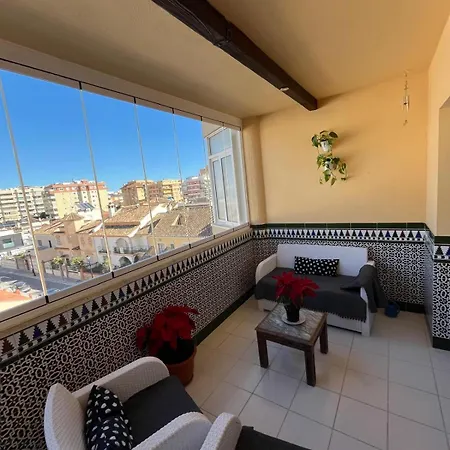 Santa Julia 3 Dormitorios, Nuevo, Moderno Huoneisto Fuengirola